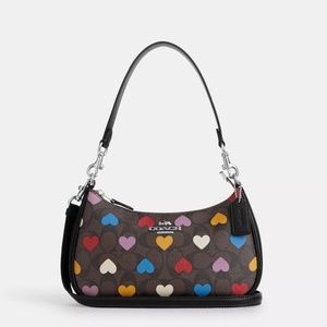 Coach Teri Shoulder Bag ❤️ Heart Print (CP112)